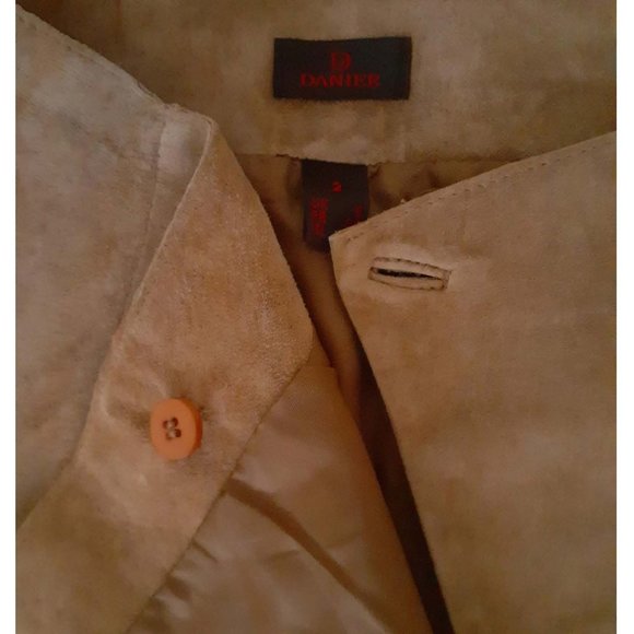 EUC, Danier Tan suede wrap-front skirt - Picture 5 of 6